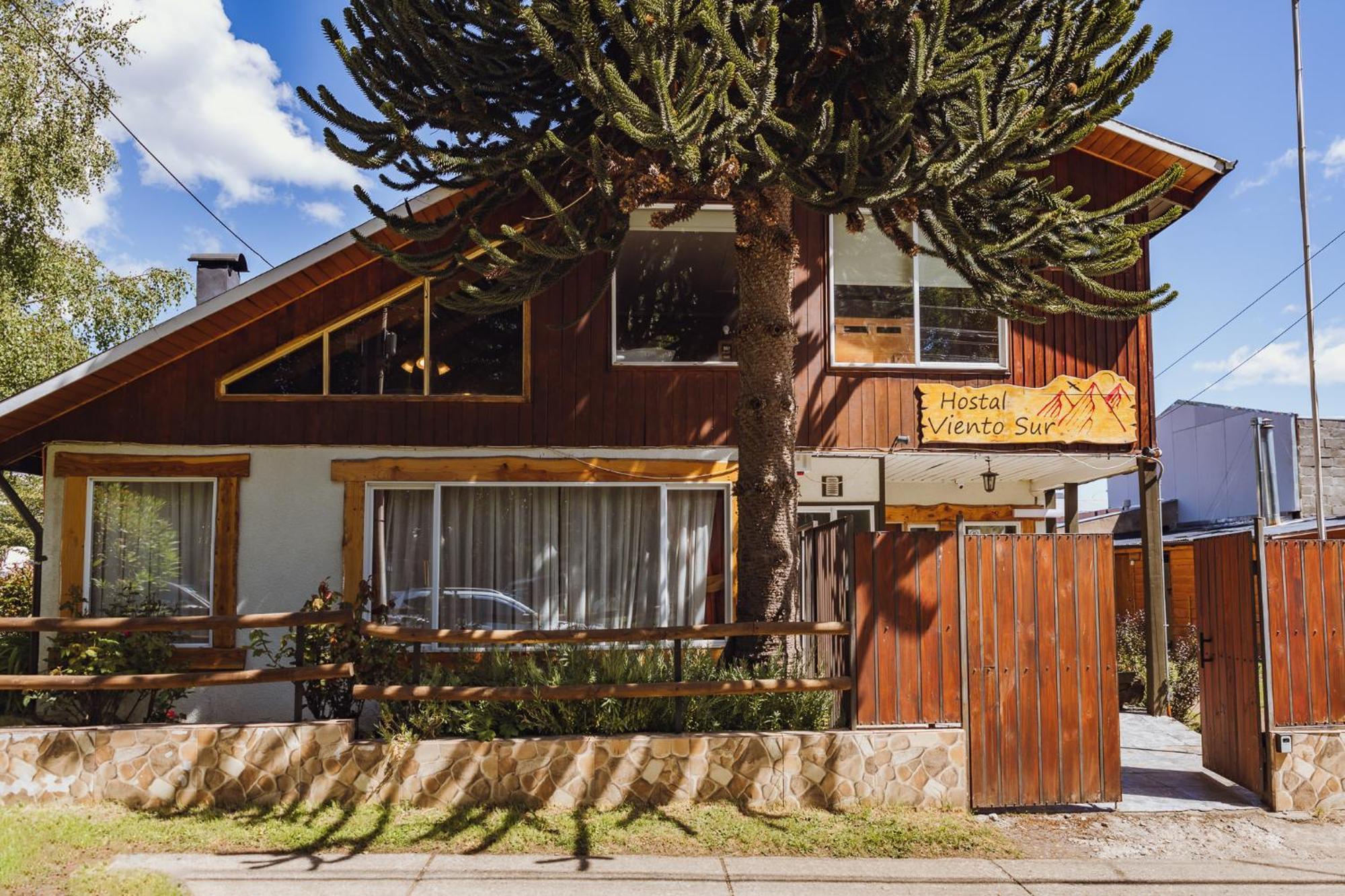 Hostal Viento Sur Coyhaique Buitenkant foto